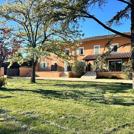 La Capucelle Panzió Caderousse Kültér fotó